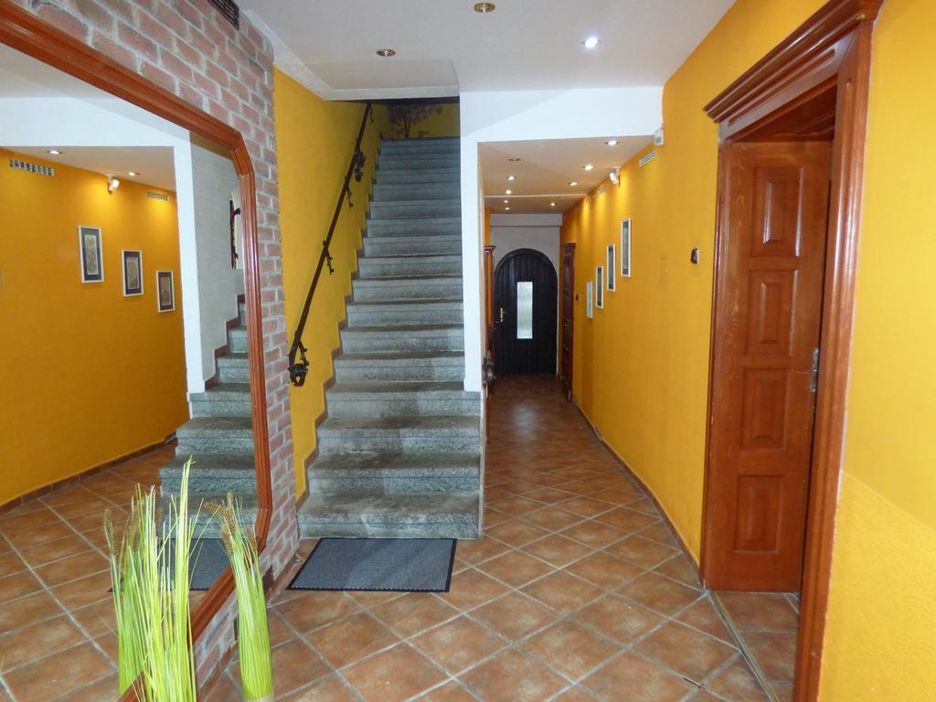 Penzion - Restaurant U Zamku Bečov nad Teplou Buitenkant foto